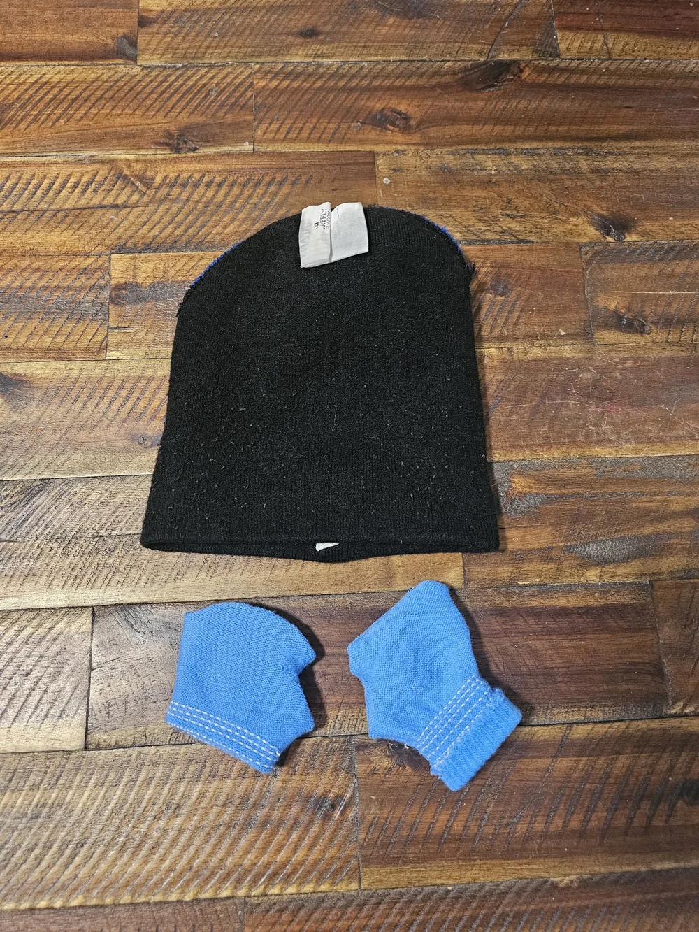 PlayStation Blue & Black Pom Beanie with Gaming Theme Gloves
